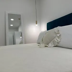 La Vie Est Belle Nápoles